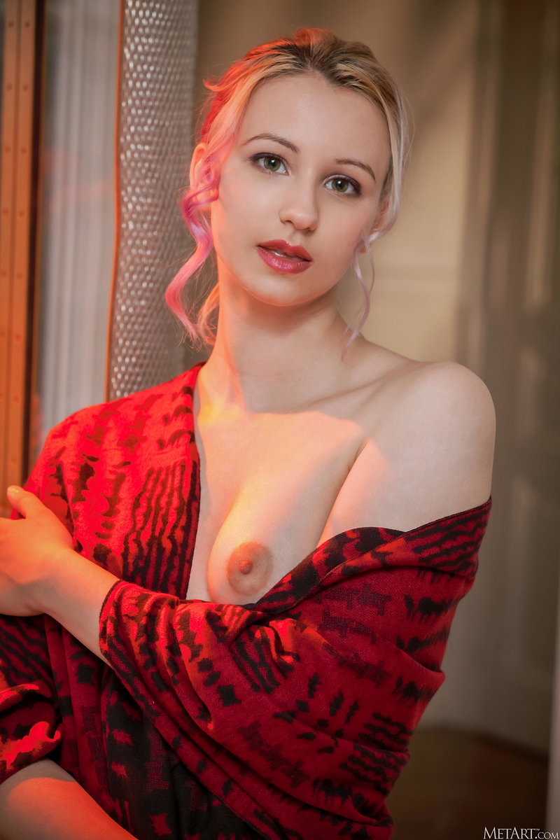Алиса, 30